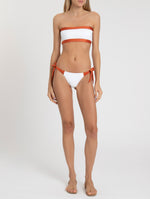 The Raika Bikini Top in Off-White/Páprica